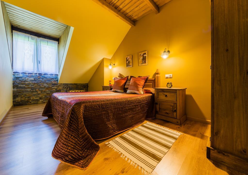 Apartamentos Rurales L'Abiseu Caboalles de Abajo Luaran gambar