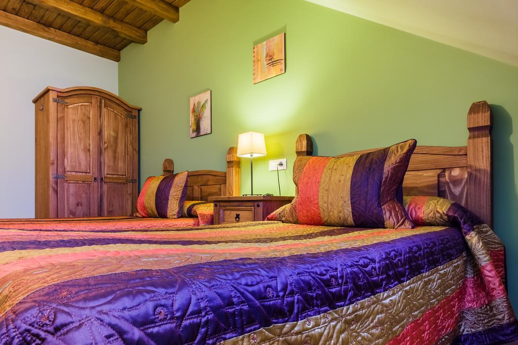 Apartamentos Rurales L'Abiseu Caboalles de Abajo Luaran gambar