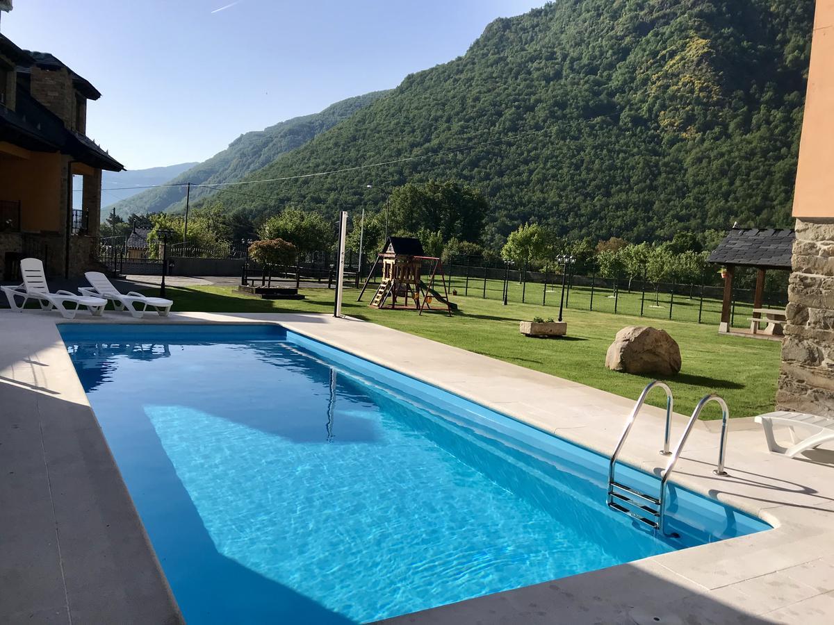 Apartamentos Rurales L'Abiseu Caboalles de Abajo Luaran gambar
