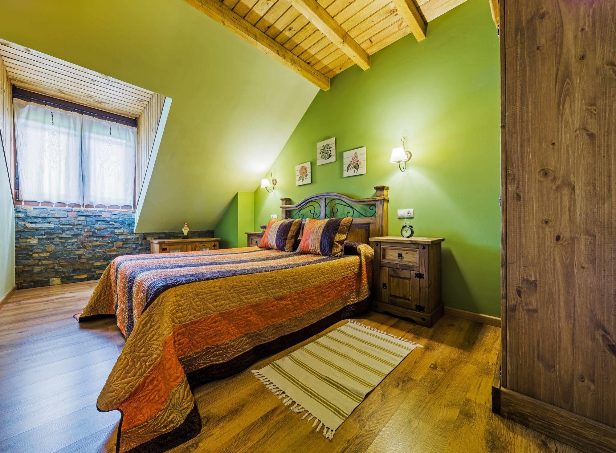 Apartamentos Rurales L'Abiseu Caboalles de Abajo Luaran gambar